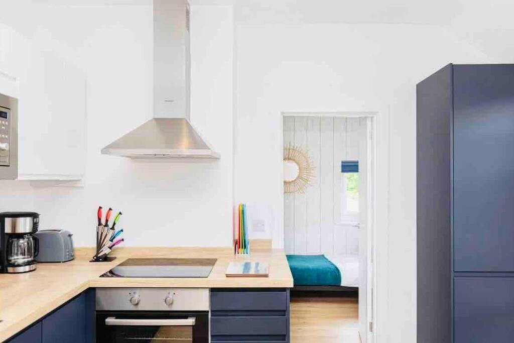 Sleeps 6 The Lovely Lymington Lock Off Exterior photo